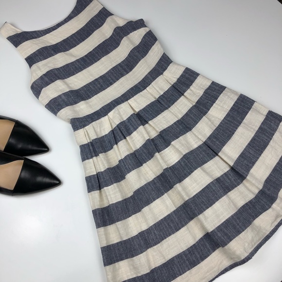 Dresses & Skirts - One❤️Clothing Sleeveless Dress